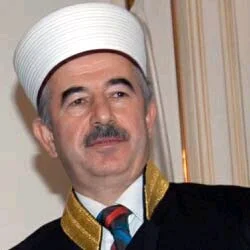 Berdiyev, Bardakoğlu'na nişan taktı