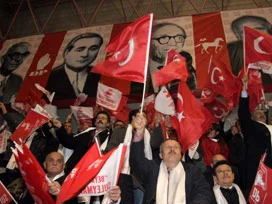 Cindoruk 480, Soylu 448 oy aldı