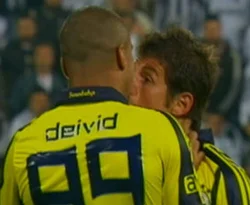 Deivid ile Emre birbirine girdi!