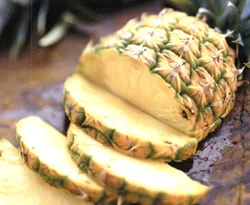 Enerji için bol bol ananas tüketin