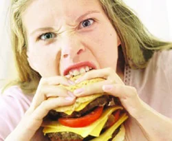 Fast food, çocukların başarısını düşürüyor