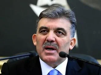 Gül, Merkel ve Sarkozy'e sert çıktı