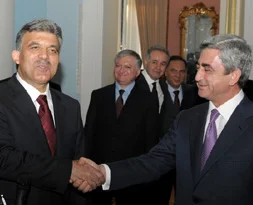 Gül, Sarkisyan ile görüştü