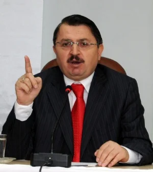 Gündoğdu, darbeci zihniyete haykırdı