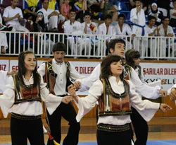 İngilizler de kolbastı öğreniyor
