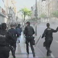Korteje katılamadılar polise saldırdılar
