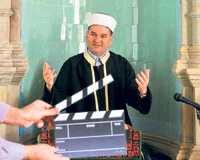 Kurtlar Vadisi oyuncusu imam oldu