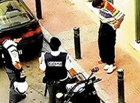 Müslüman göçmenler polisle çatıştı