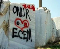Ölüye bile saygı yok...