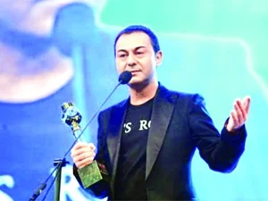Serdar Ortaç'a Ahmet Kaya dayağı