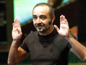 TRT 6 için Kürtçe türkü söyleyecek