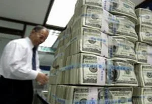 Türk zenginler ABD'ye 32 milyar dolar borç verdi