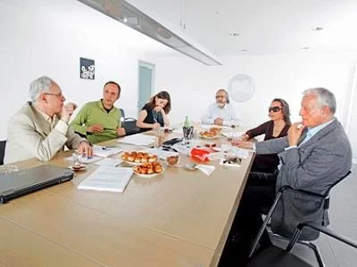 Uzmanlar: Sil baştan Anayasa şart