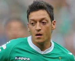Werder Bremen'de Mesut'a övgü