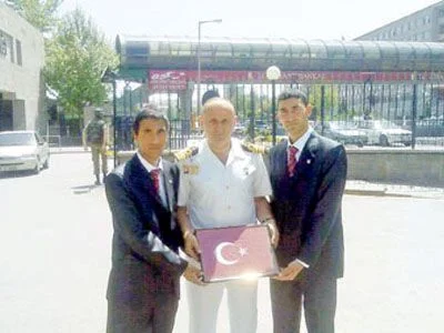 12 yıl önce de aynı imzayı kullanmış