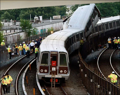 ABD'de metro kazası:9 ölü, 76 yaralı
