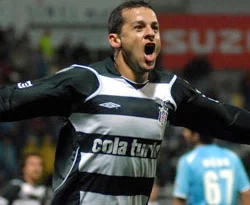 Bobo: 'Olympiakos'u istiyorum'