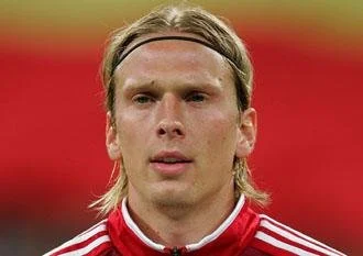 Fenerbahçe Poulsen'e imza attırıyor