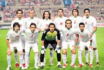 İranlı millilerden Ahmedinecad?a mesaj