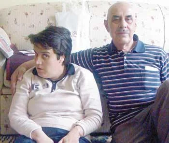 İşte eli öpülecek örnek baba