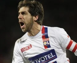 Juninho Katar takımıyla anlaştı
