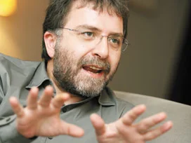 Kankası, Ahmet Hakan'ın kazasını yazdı