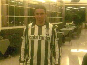 Mehmet Topuz Beşiktaş formasını giydi