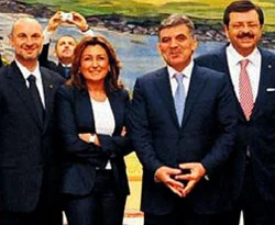 Otobandan işadamları geçecek