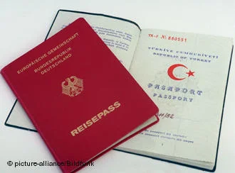 Pasaport bekleme çilesine son
