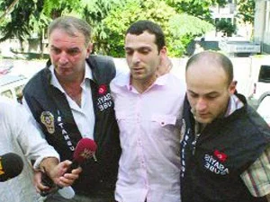 Rezidans cinayeti kördüğüm
