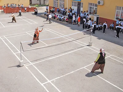 'Şalvarlı Badmintoncu'lar olimpiyata hazırlanıyor