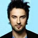 Tarkan'dan Filistinli çocuklara şarkı!