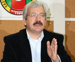 Ufuk Uras SHP'ye mi geçiyor?