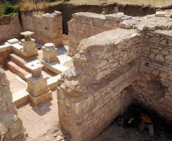2 bin yıllık kalorifer tesisatı bulundu
