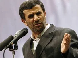 Ahmedinejad iki bakanı görevden aldı