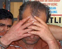 Ailesini katleden sanığın müebbet hapsi istendi