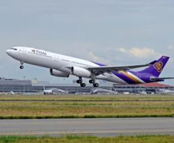 Airbus 1000'inci A330'u teslim etti