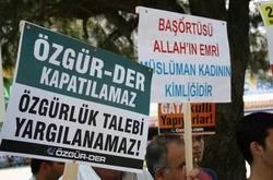Antalya'da Başörtüsü eylemi