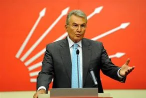 Baykal'dan Kürt açılımına itiraz