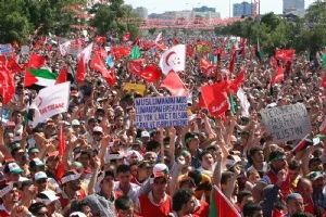 Çağlayan'da dev Doğu Türkistan mitingi