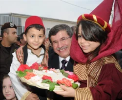 Davutoğlu'nun Lübnan'daki temasları sürüyor