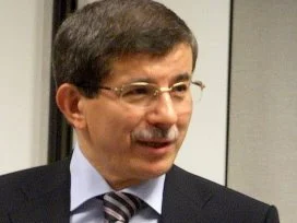 Davutoğlu: Tarihi sorumluluğumuz var