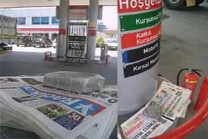 Doğan'ın gazeteleri ayağa düştü
