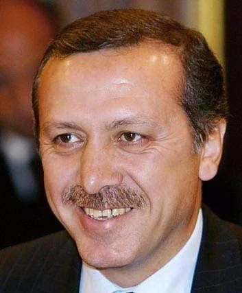 'Erdoğan akıllı adam krize karşı parası var'