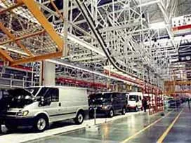 Ford'un 6 aylık net kârı