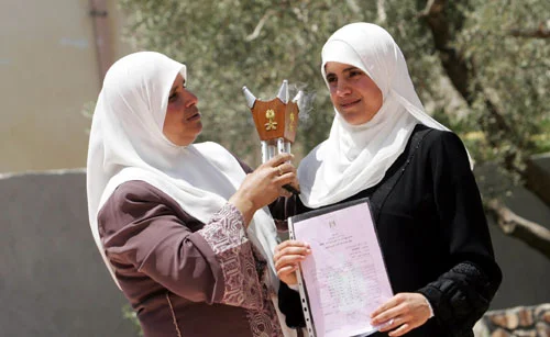 Gazze'li 23 liseliye şehitlik diploması
