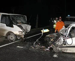 Gebze'de trafik kazası: 2 ölü, 3 yaralı