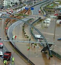 Giresun'da 111 su baskını ihbarı yapıldı
