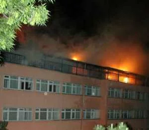 Hastanede 8 ölüme 83 teşekkür belgesi