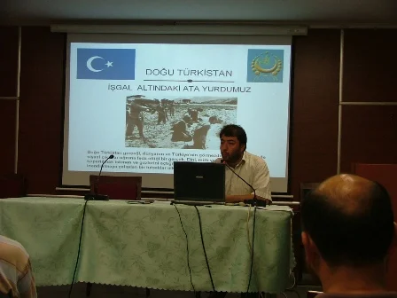 İHH'dan Doğu Türkistan toplantısı
